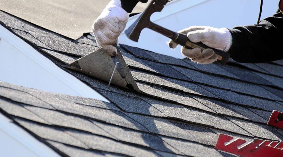 Professional gutter cleaning in Westhoff, TX